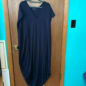 Universal Standard M plus size 18 v-neck asymmetrical t-shirt dress